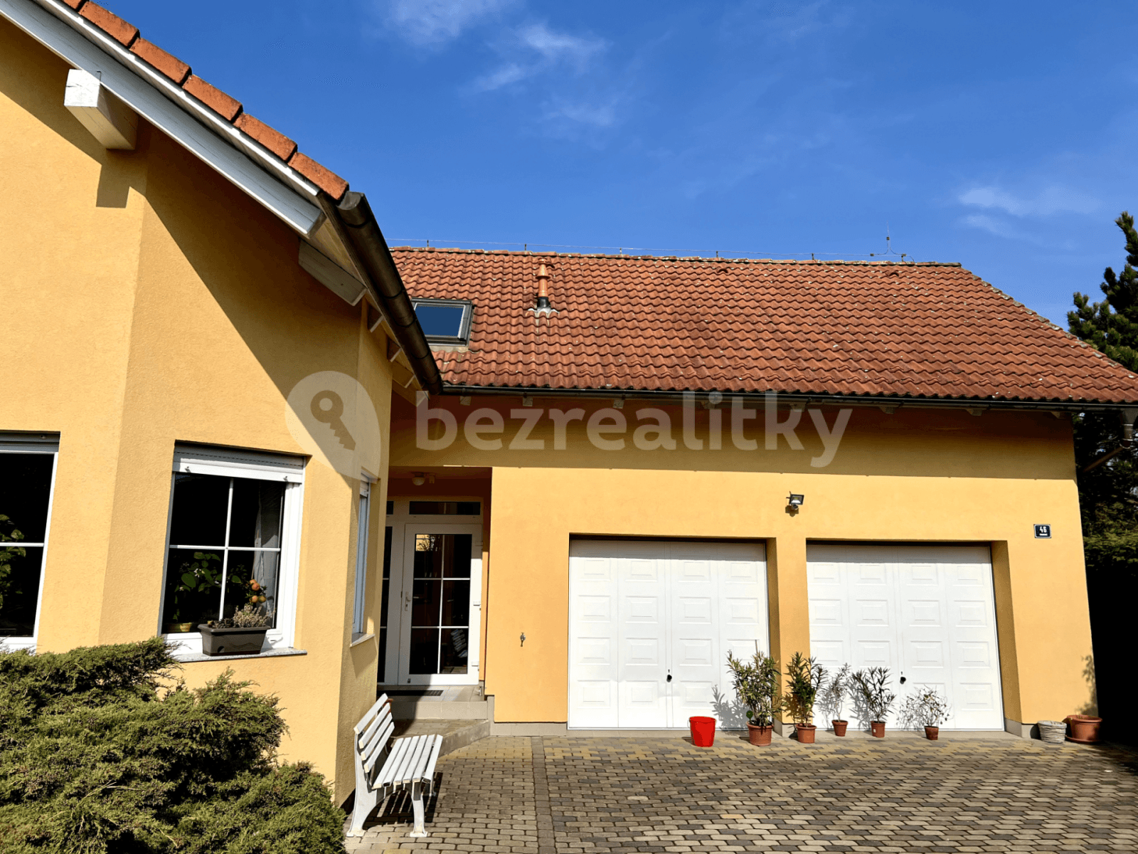 Studio flat to rent, 40 m², Trnová, Středočeský Region Studio flat to rent, 40 m², Trnová, Středočeský Region