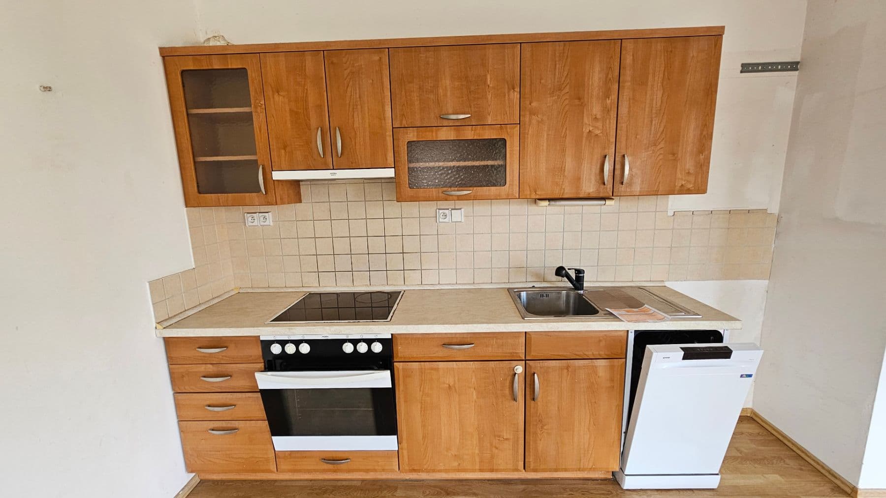 2 bedroom with open-plan kitchen flat to rent, 68 m², Na Valech, Poděbrady, Středočeský Region 2 bedroom with open-plan kitchen flat to rent, 68 m², Na Valech, Poděbrady, Středočeský Region