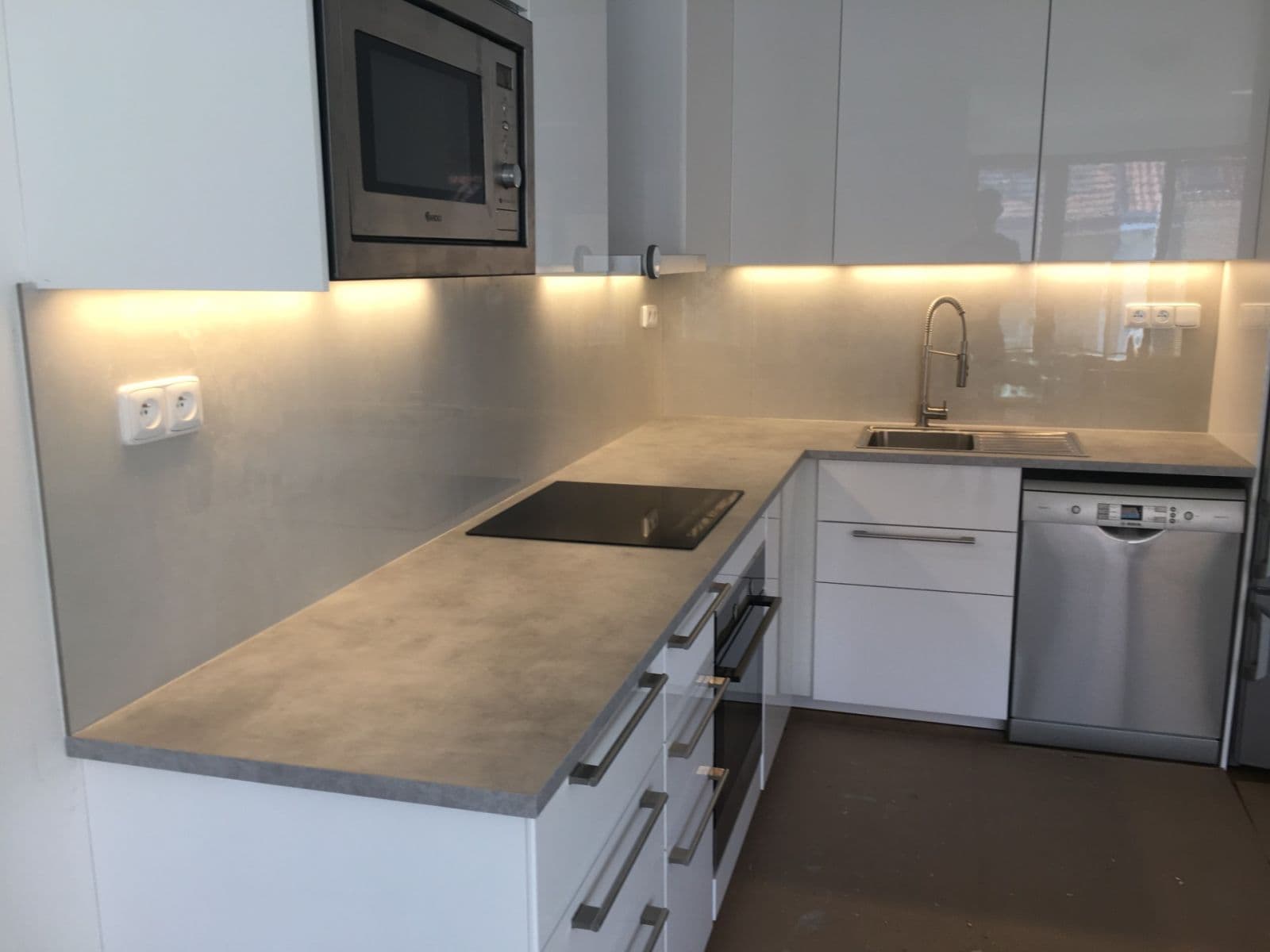1 bedroom with open-plan kitchen flat to rent, 63 m², U Proseckého Kostela, Prague, Prague 1 bedroom with open-plan kitchen flat to rent, 63 m², U Proseckého Kostela, Prague, Prague