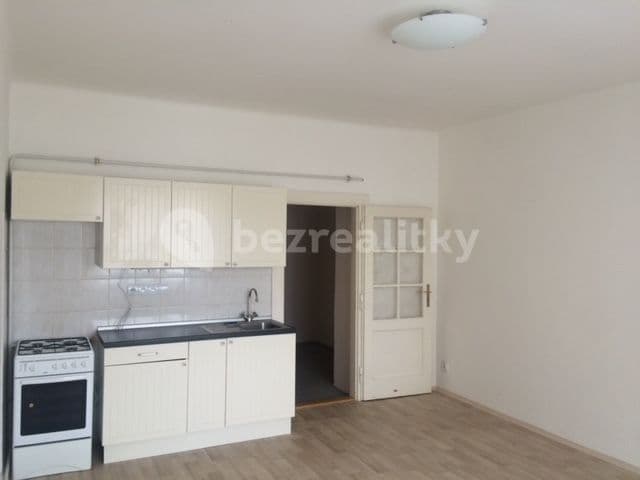 Studio flat to rent, 31 m², Ronkova, Prague, Prague Studio flat to rent, 31 m², Ronkova, Prague, Prague