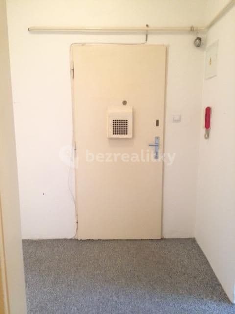 Studio flat to rent, 31 m², Ronkova, Prague, Prague Studio flat to rent, 31 m², Ronkova, Prague, Prague