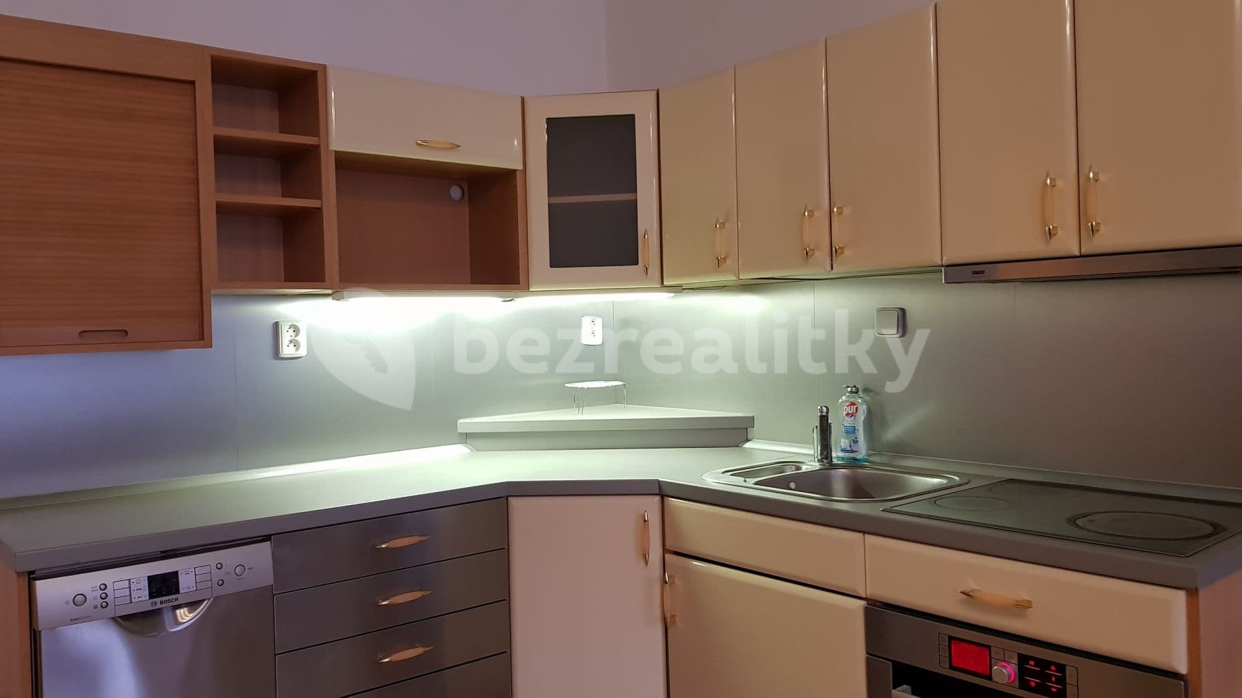 1 bedroom with open-plan kitchen flat to rent, 75 m², Myslíkova, Prague, Prague 1 bedroom with open-plan kitchen flat to rent, 75 m², Myslíkova, Prague, Prague