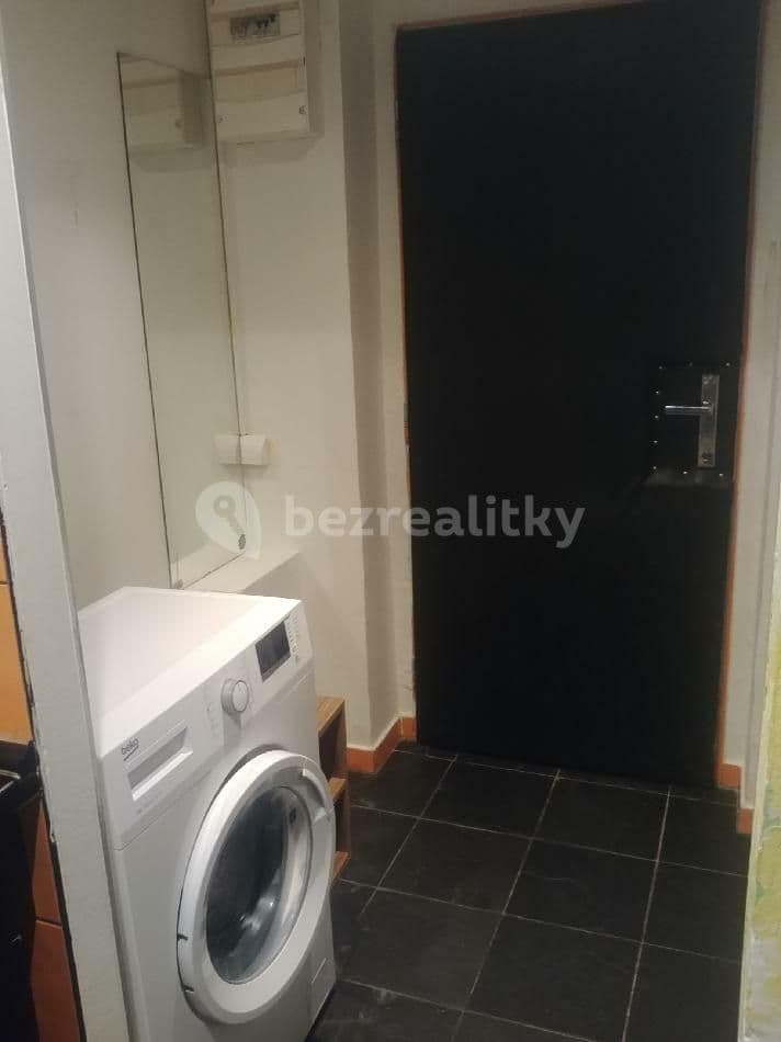 Small studio flat to rent, 27 m², Štúrova, Prague, Prague Small studio flat to rent, 27 m², Štúrova, Prague, Prague