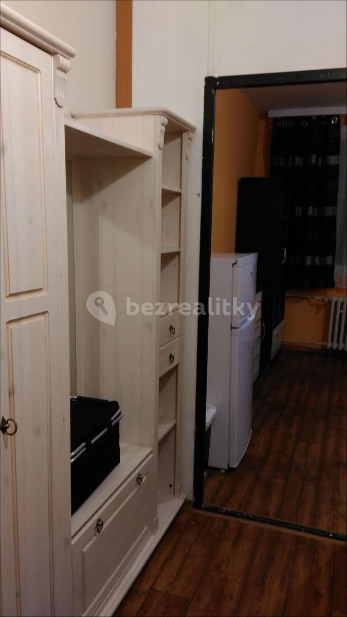 Small studio flat to rent, 20 m², Větrná, Ústí nad Labem, Ústecký Region Small studio flat to rent, 20 m², Větrná, Ústí nad Labem, Ústecký Region