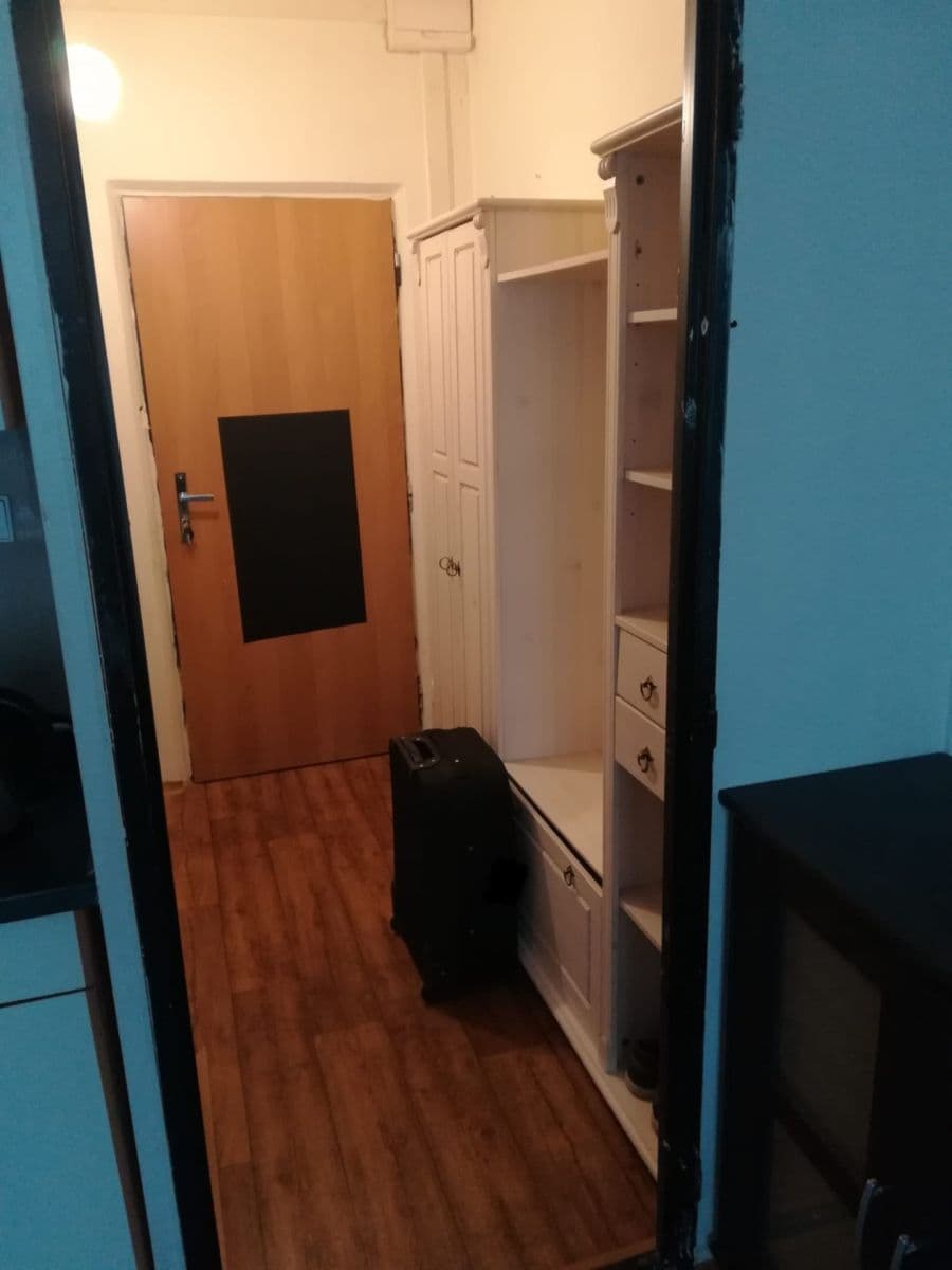 Small studio flat to rent, 20 m², Větrná, Ústí nad Labem, Ústecký Region Small studio flat to rent, 20 m², Větrná, Ústí nad Labem, Ústecký Region