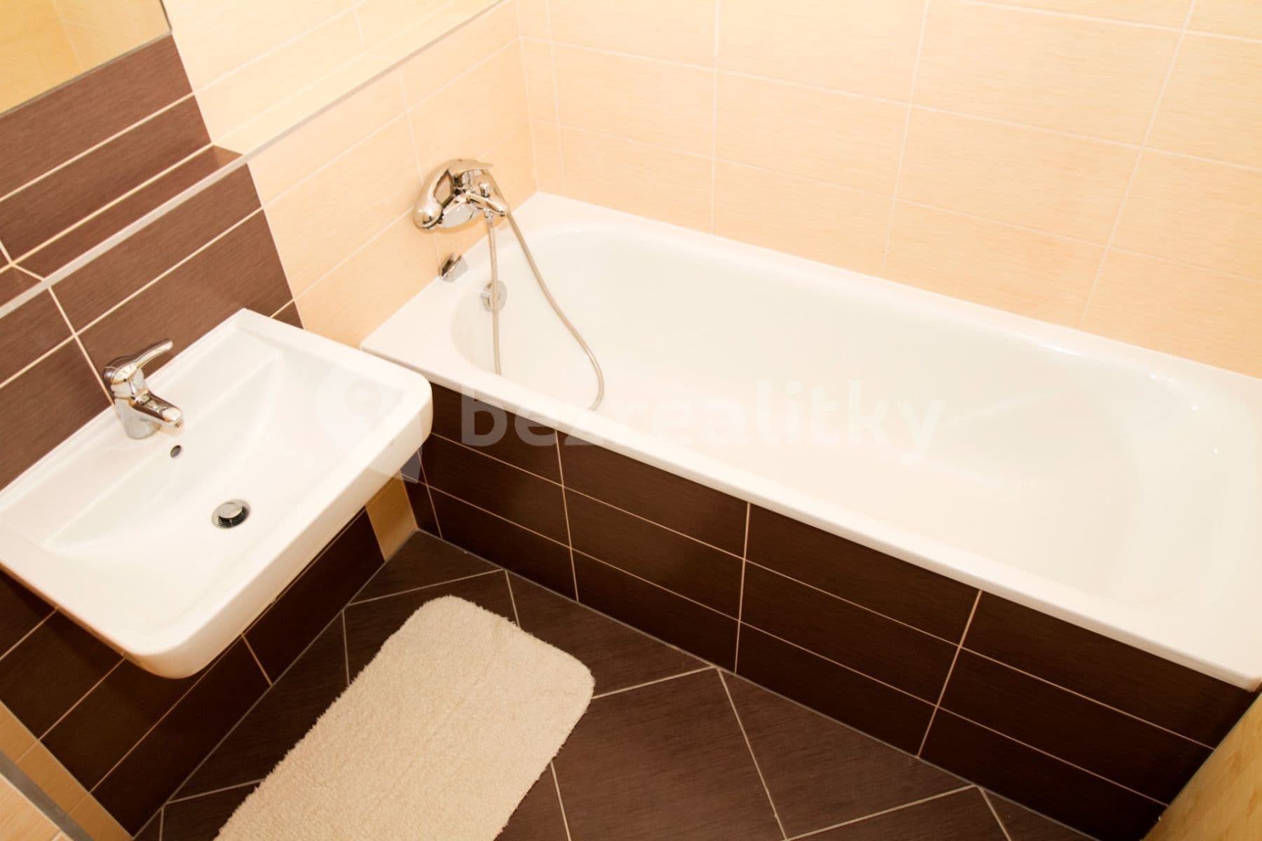 Small studio flat to rent, 34 m², U Leskavy, Brno, Jihomoravský Region Small studio flat to rent, 34 m², U Leskavy, Brno, Jihomoravský Region