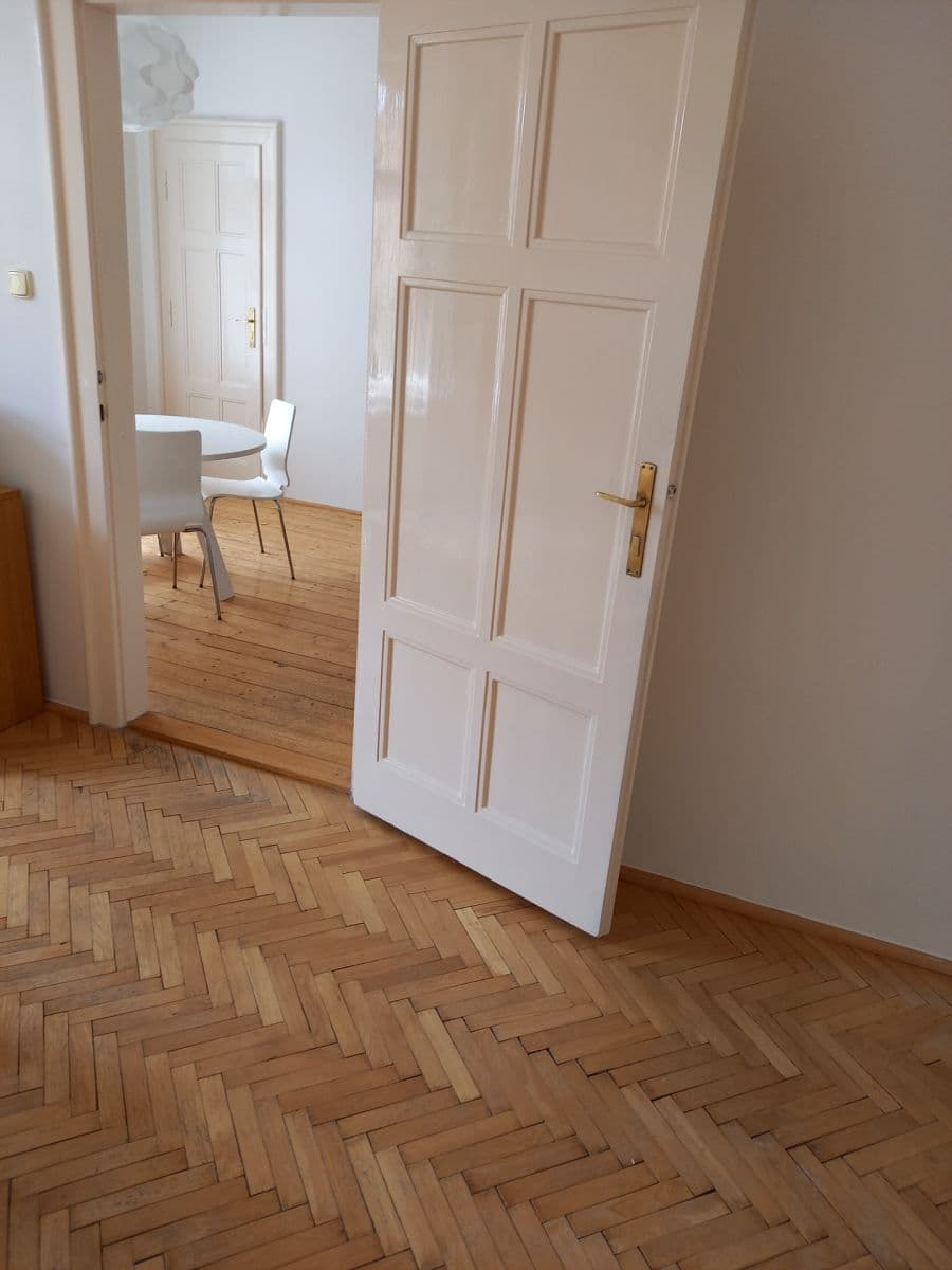 1 bedroom with open-plan kitchen flat to rent, 45 m², Rejskova, Prague, Prague 1 bedroom with open-plan kitchen flat to rent, 45 m², Rejskova, Prague, Prague