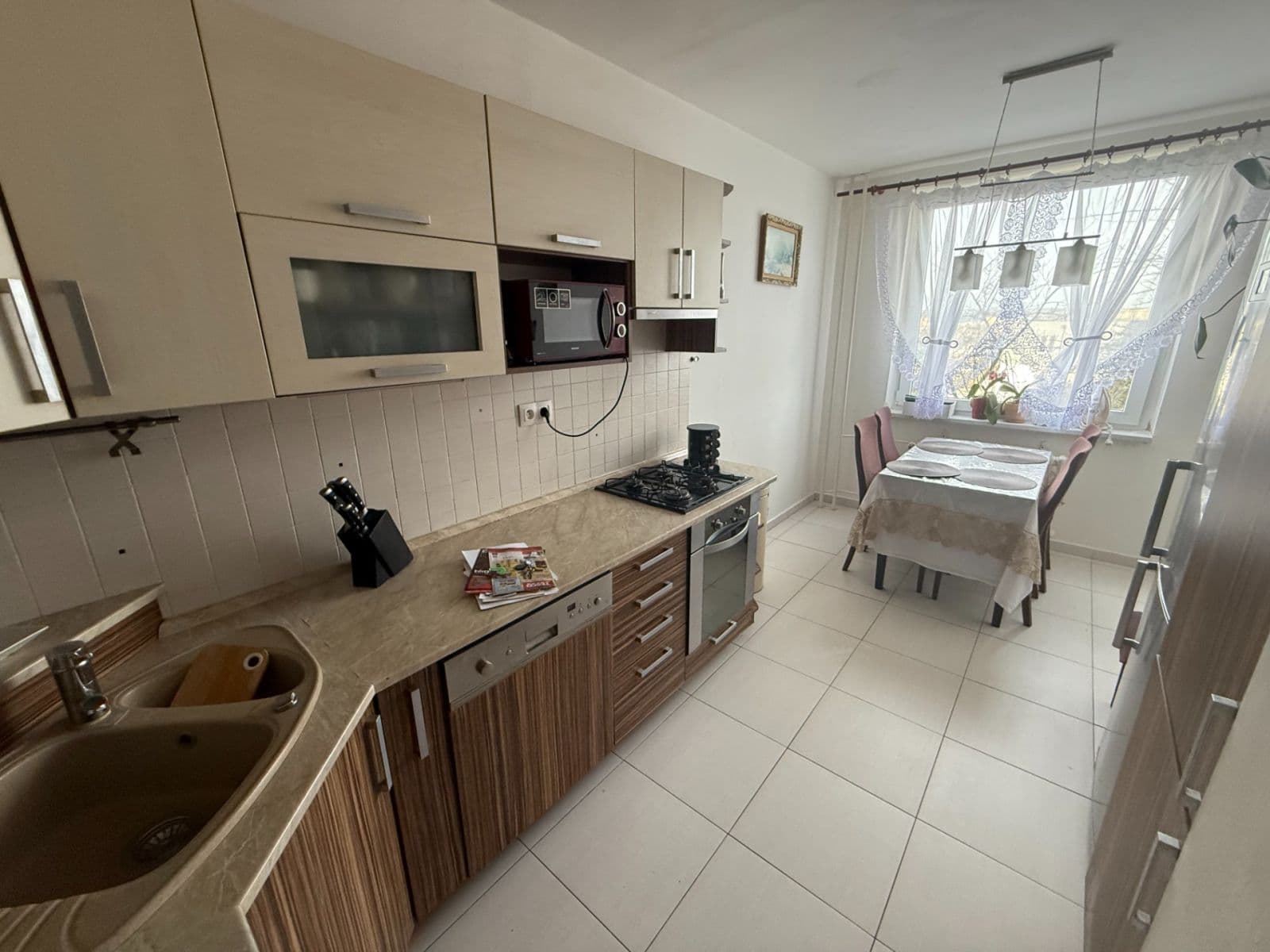 3 bedroom flat to rent, 78 m², Platónova, Prague, Prague 3 bedroom flat to rent, 78 m², Platónova, Prague, Prague