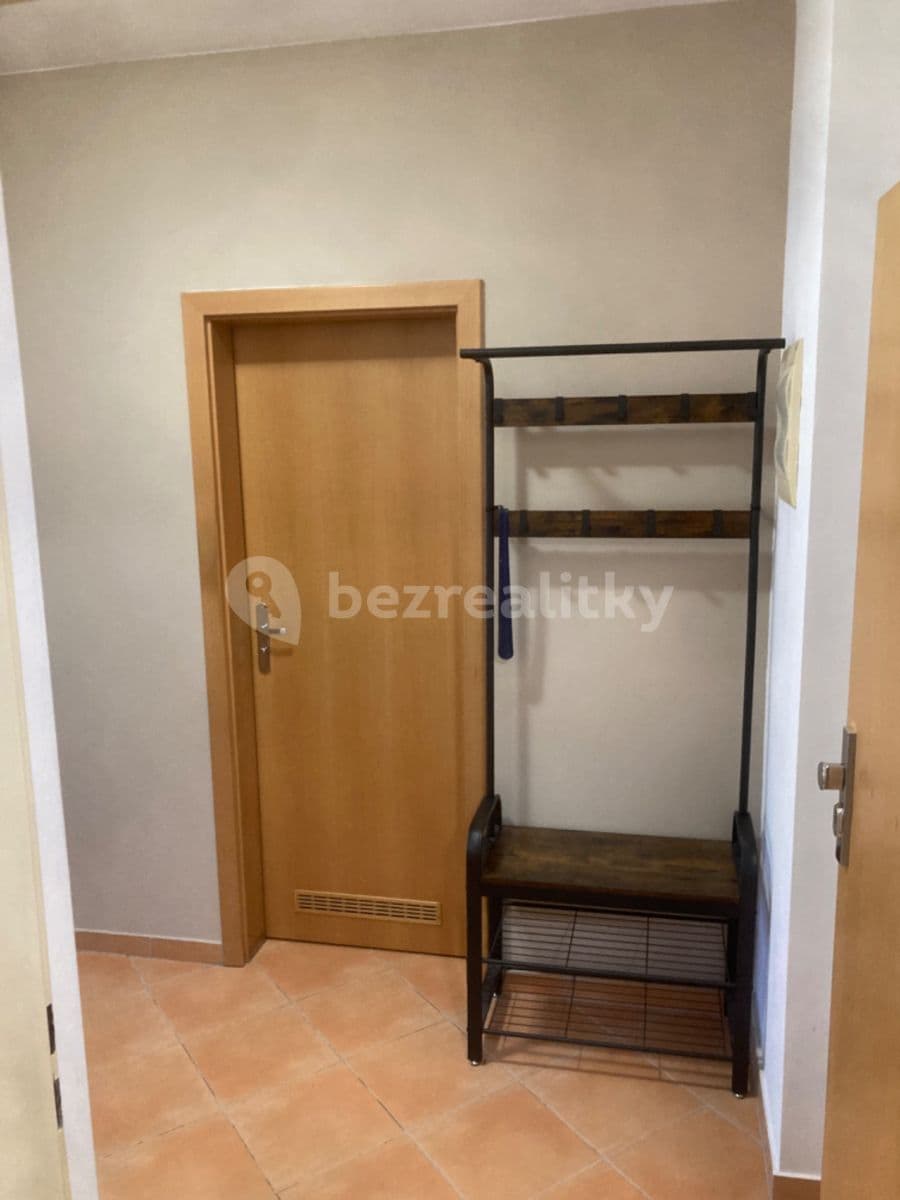 Studio flat to rent, 40 m², Názovská, Prague, Prague Studio flat to rent, 40 m², Názovská, Prague, Prague