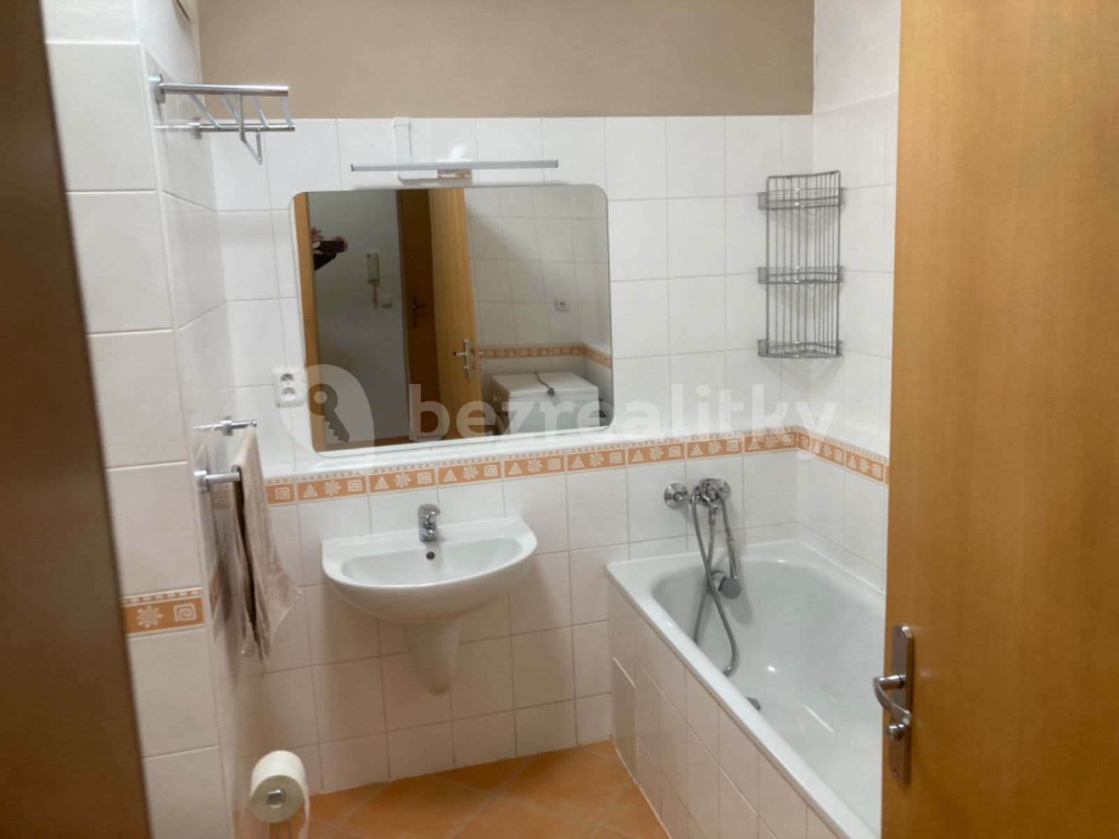 Studio flat to rent, 40 m², Názovská, Prague, Prague Studio flat to rent, 40 m², Názovská, Prague, Prague