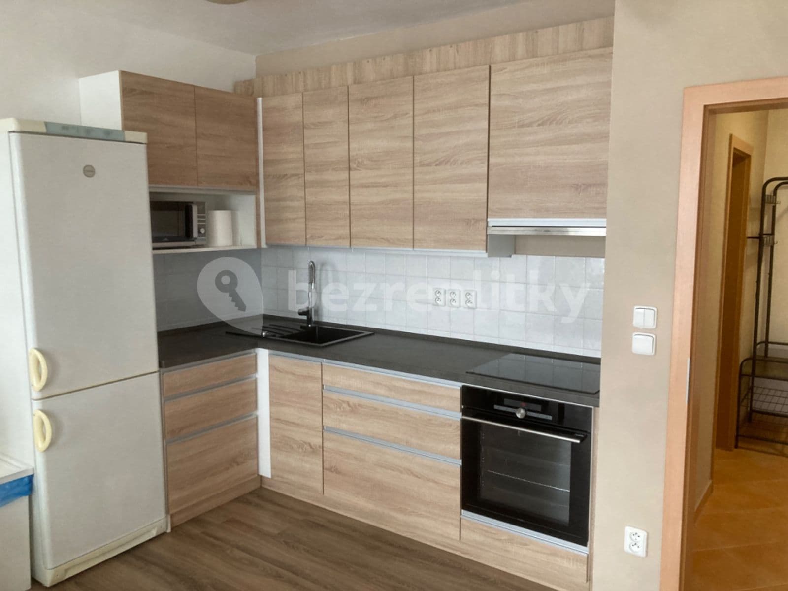Studio flat to rent, 40 m², Názovská, Prague, Prague Studio flat to rent, 40 m², Názovská, Prague, Prague