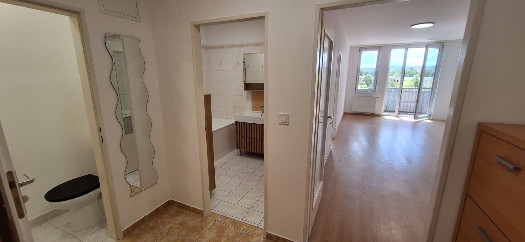 1 bedroom with open-plan kitchen flat to rent, 58 m², Bechlínská, Prague, Prague 1 bedroom with open-plan kitchen flat to rent, 58 m², Bechlínská, Prague, Prague