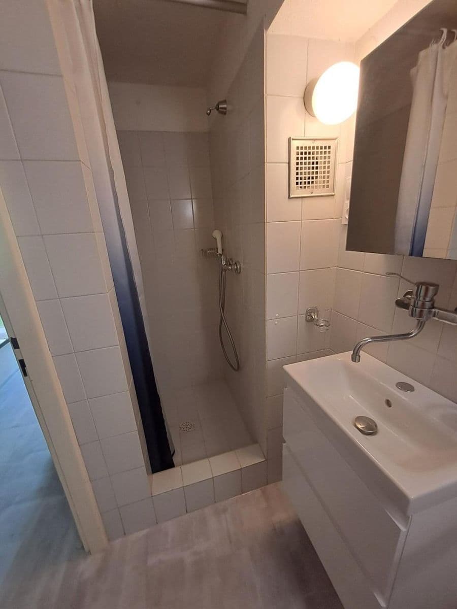 1 bedroom flat to rent, 58 m², K Vodojemu, Prague, Prague 1 bedroom flat to rent, 58 m², K Vodojemu, Prague, Prague