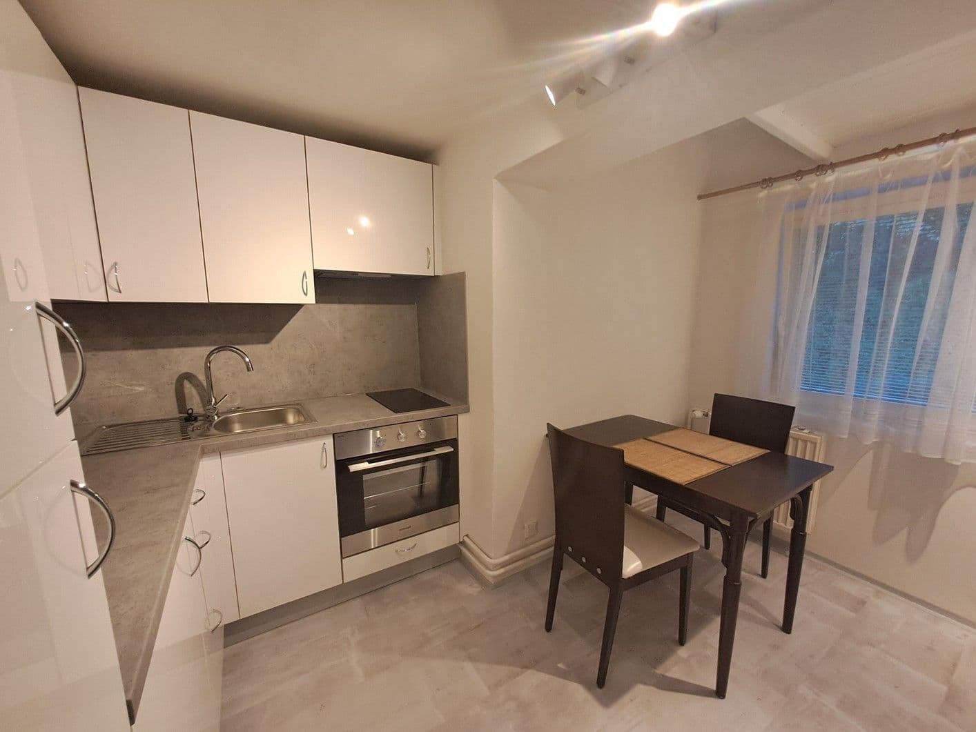 1 bedroom flat to rent, 58 m², K Vodojemu, Prague, Prague 1 bedroom flat to rent, 58 m², K Vodojemu, Prague, Prague