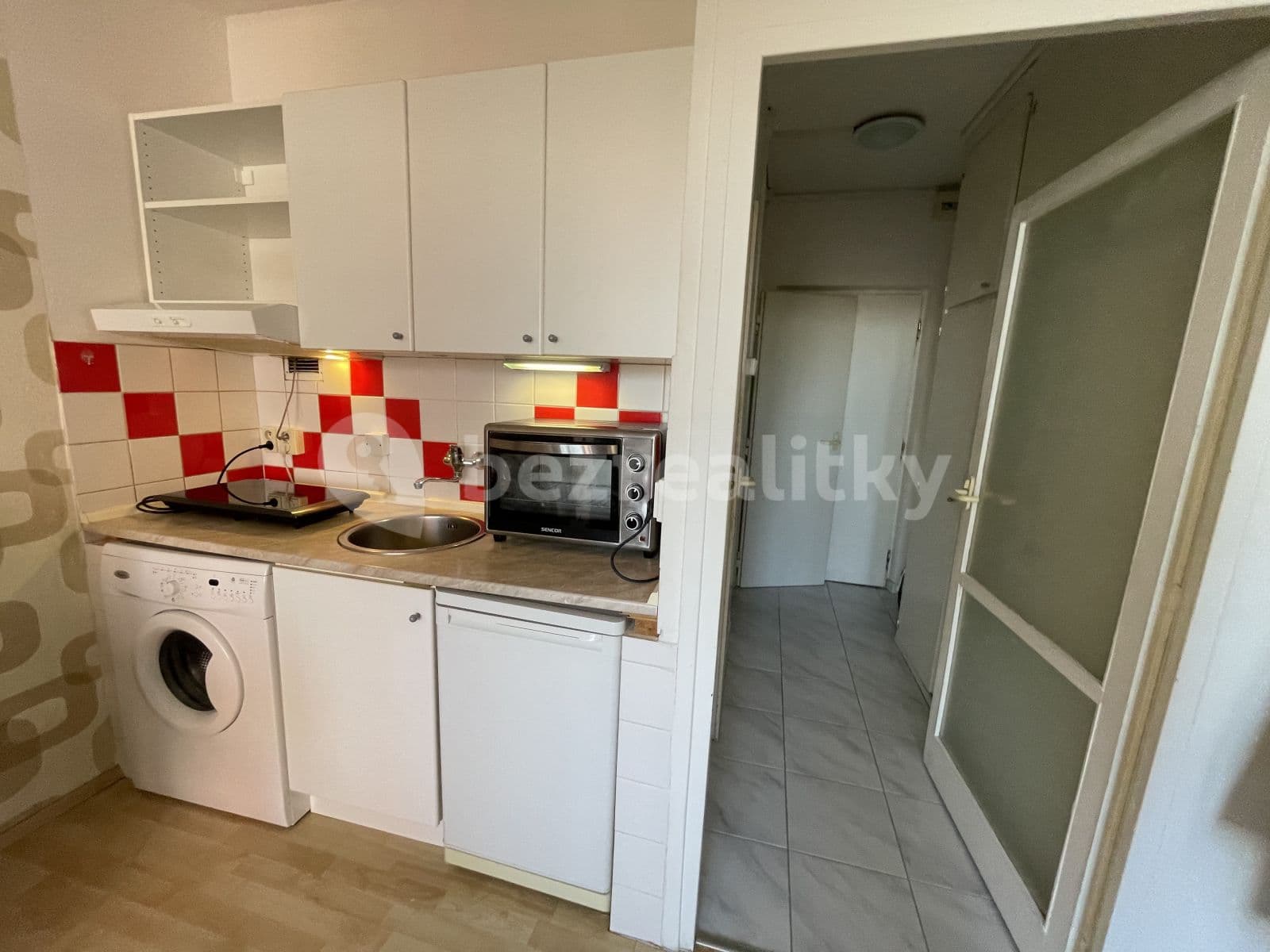 Studio flat to rent, 27 m², Jahodová, Prague, Prague Studio flat to rent, 27 m², Jahodová, Prague, Prague