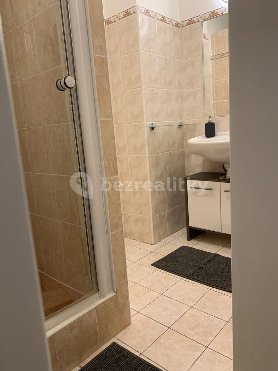 2 bedroom flat to rent, 72 m², Muchova, Prague, Prague 2 bedroom flat to rent, 72 m², Muchova, Prague, Prague