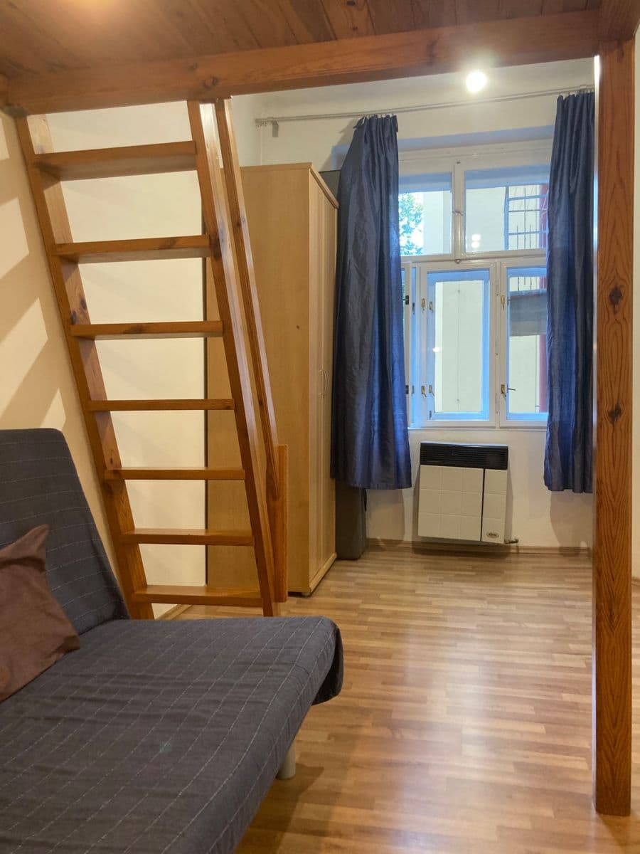 Small studio flat to rent, 22 m², Žerotínova, Prague, Prague Small studio flat to rent, 22 m², Žerotínova, Prague, Prague