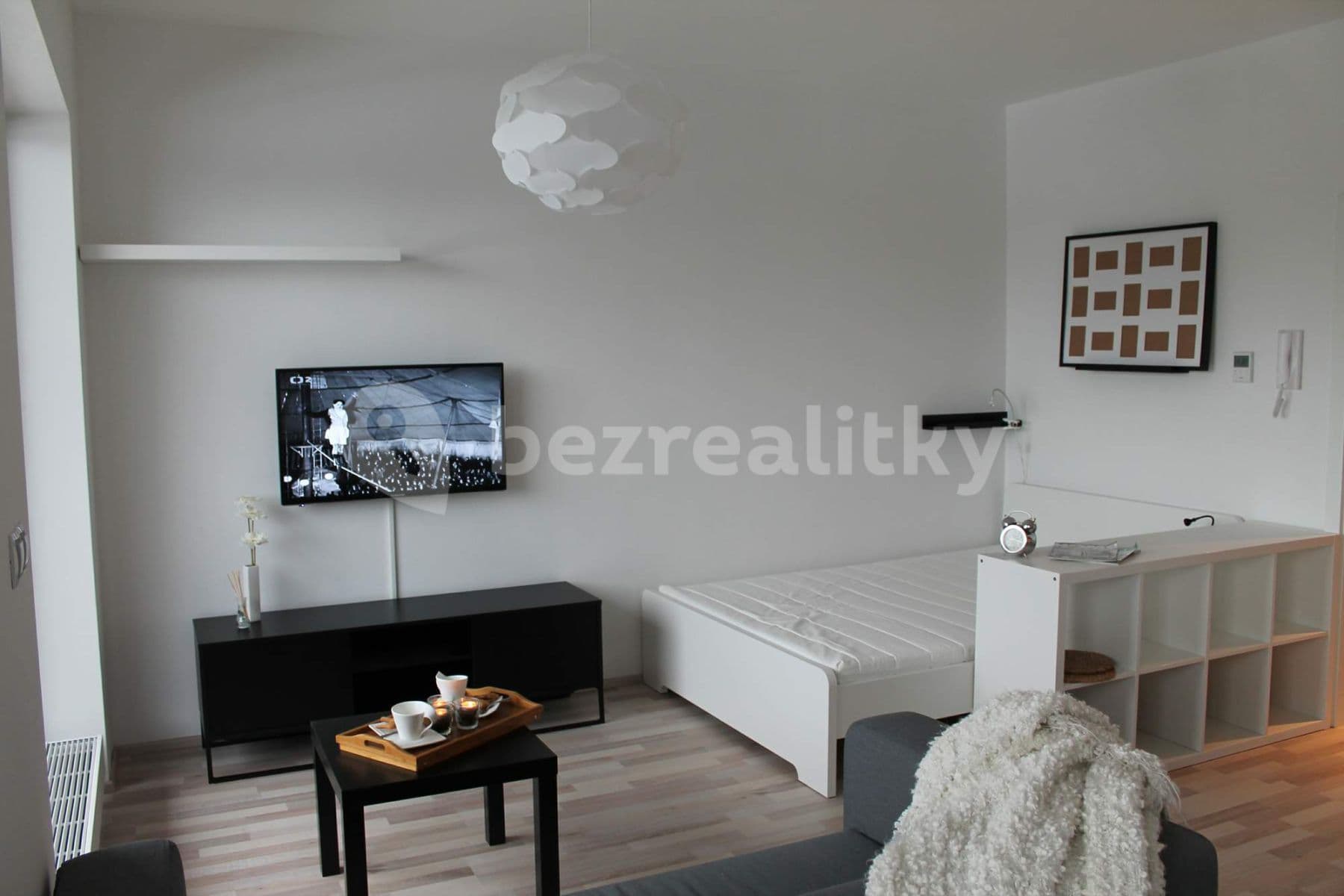 Studio flat to rent, 47 m², Kigginsova, Brno, Jihomoravský Region Studio flat to rent, 47 m², Kigginsova, Brno, Jihomoravský Region