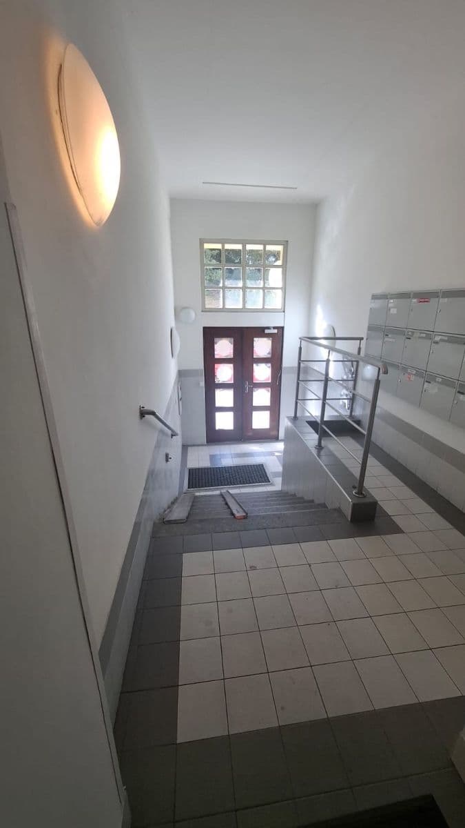 1 bedroom with open-plan kitchen flat to rent, 44 m², Levá, Prague, Prague 1 bedroom with open-plan kitchen flat to rent, 44 m², Levá, Prague, Prague