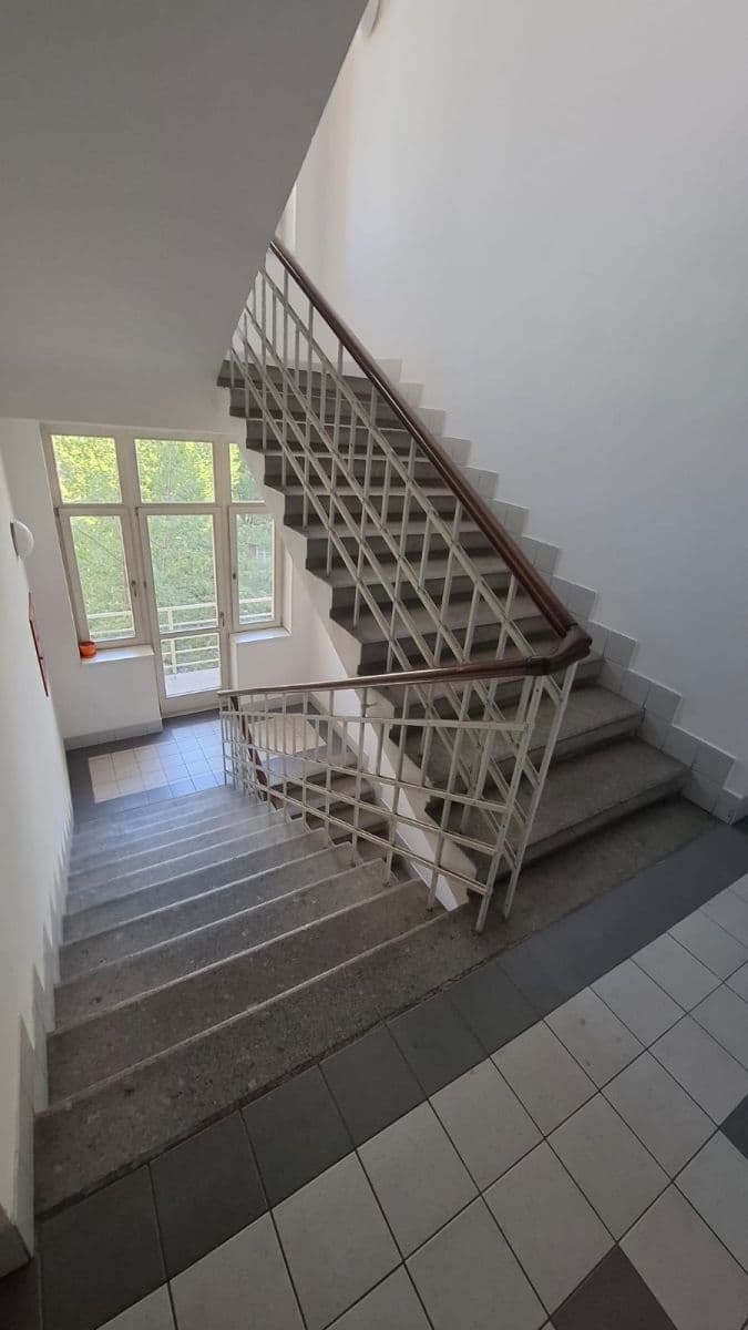 1 bedroom with open-plan kitchen flat to rent, 44 m², Levá, Prague, Prague 1 bedroom with open-plan kitchen flat to rent, 44 m², Levá, Prague, Prague