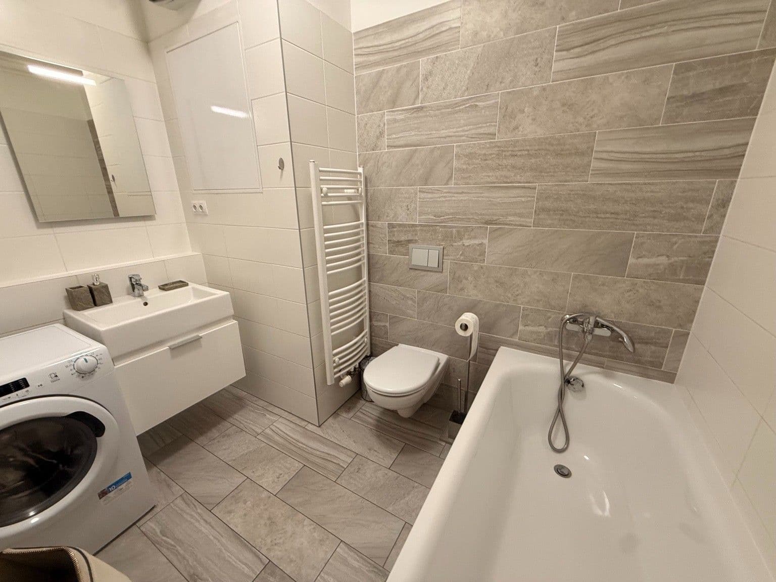 Studio flat to rent, 39 m², Rižská, Prague, Prague Studio flat to rent, 39 m², Rižská, Prague, Prague