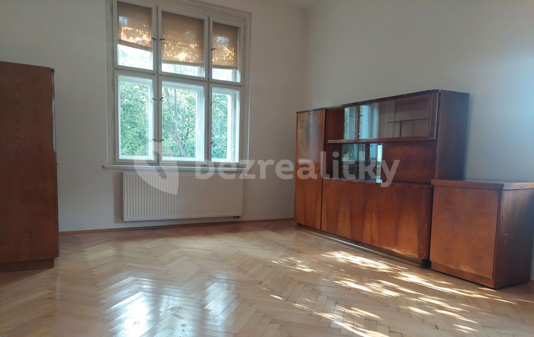 3 bedroom flat to rent, 110 m², Valerije Pavloviče Čkalova, Prague, Prague 3 bedroom flat to rent, 110 m², Valerije Pavloviče Čkalova, Prague, Prague