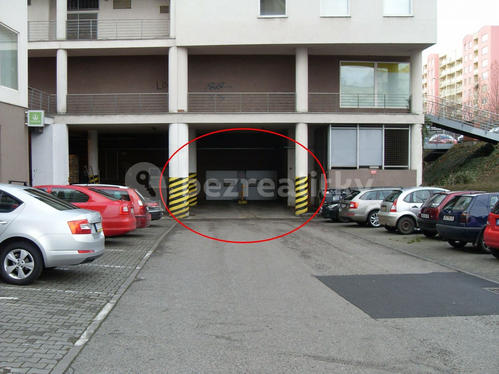 garage to rent, 12 m², Petržílkova, Prague, Prague garage to rent, 12 m², Petržílkova, Prague, Prague