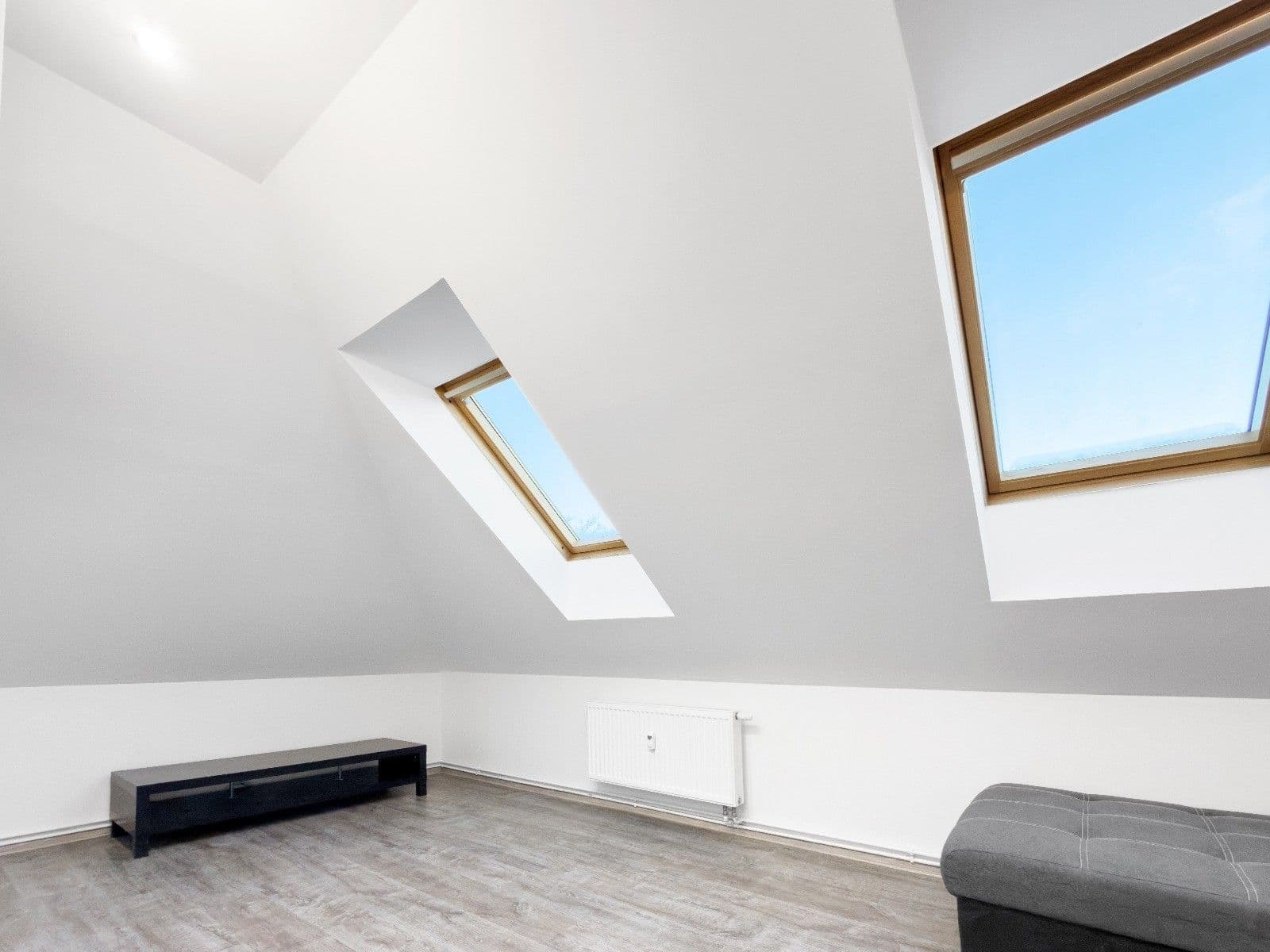 3 bedroom flat to rent, 75 m², Školní, Rybitví, Pardubický Region 3 bedroom flat to rent, 75 m², Školní, Rybitví, Pardubický Region