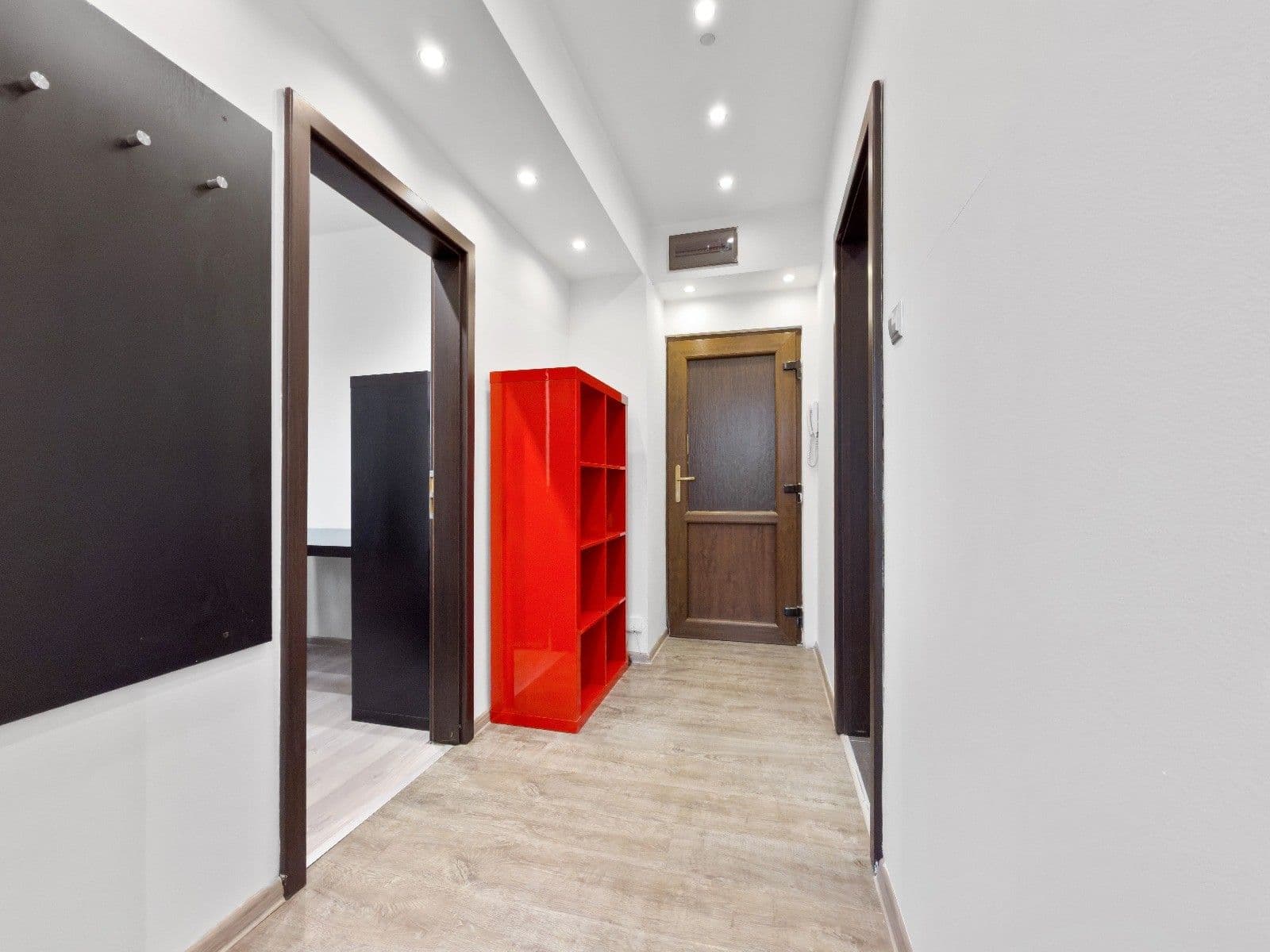 3 bedroom flat to rent, 75 m², Školní, Rybitví, Pardubický Region 3 bedroom flat to rent, 75 m², Školní, Rybitví, Pardubický Region