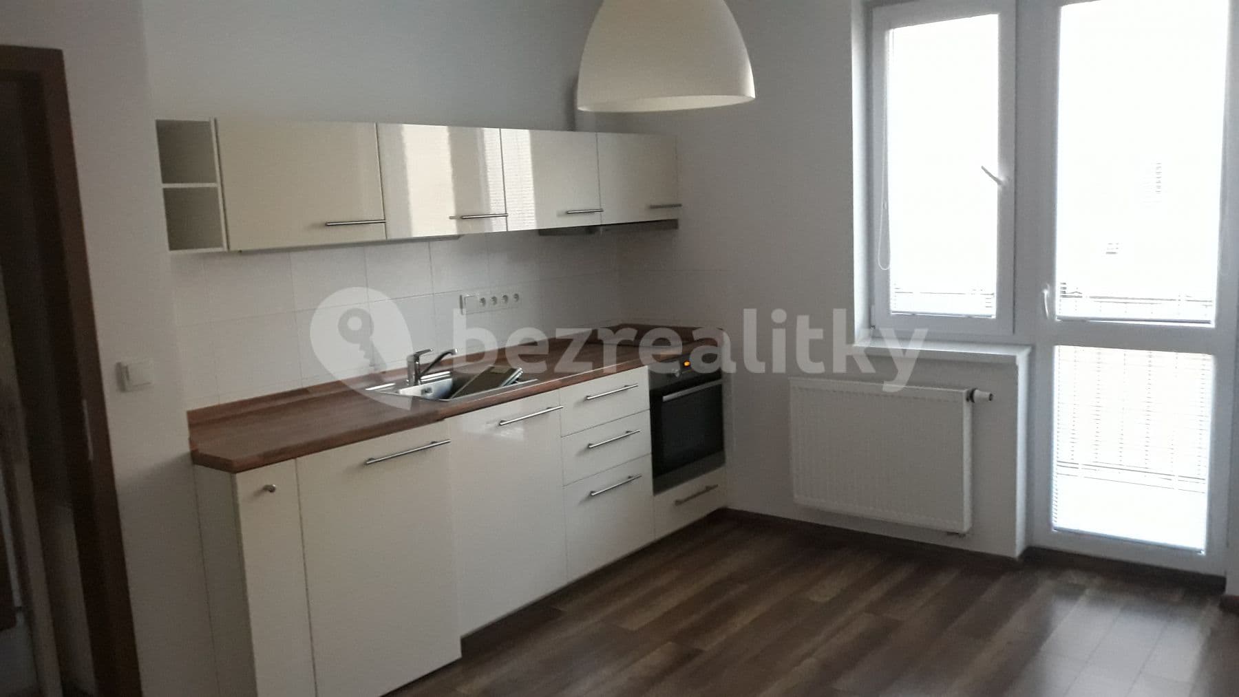 1 bedroom with open-plan kitchen flat to rent, 37 m², Pražská, Brandýs nad Labem-Stará Boleslav, Středočeský Region 1 bedroom with open-plan kitchen flat to rent, 37 m², Pražská, Brandýs nad Labem-Stará Boleslav, Středočeský Region