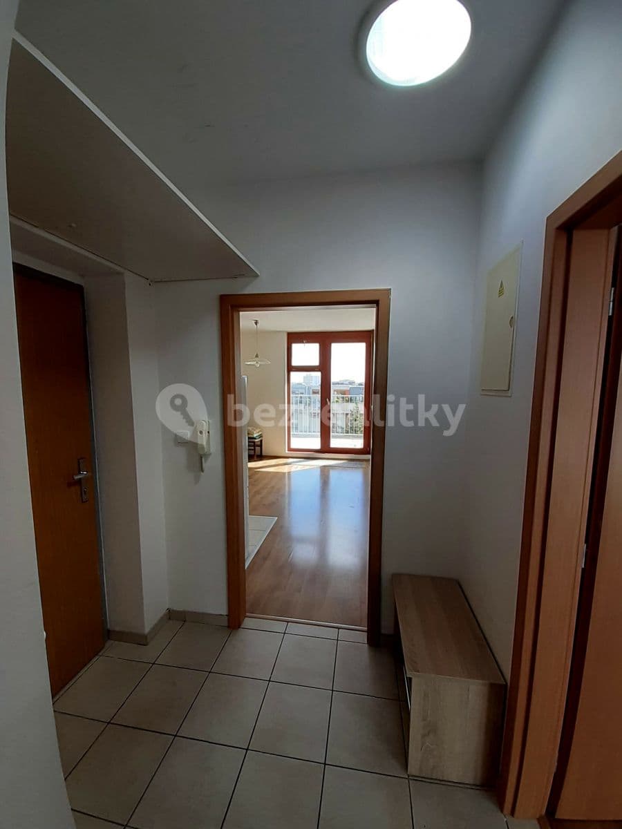 2 bedroom with open-plan kitchen flat to rent, 101 m², Pod lipami, Prague, Prague 2 bedroom with open-plan kitchen flat to rent, 101 m², Pod lipami, Prague, Prague