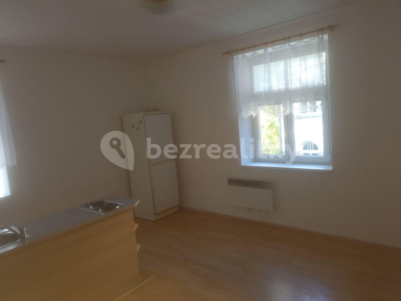 Studio flat to rent, 26 m², Souběžná, Jablonec nad Nisou, Liberecký Region