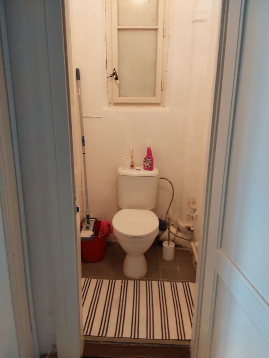 1 bedroom with open-plan kitchen flat to rent, 48 m², Madridská, Prague, Prague 1 bedroom with open-plan kitchen flat to rent, 48 m², Madridská, Prague, Prague