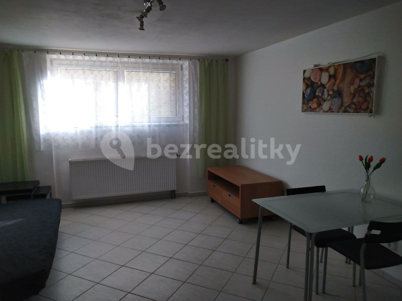 1 bedroom with open-plan kitchen flat to rent, 43 m², Bělohorská, Brno, Jihomoravský Region 1 bedroom with open-plan kitchen flat to rent, 43 m², Bělohorská, Brno, Jihomoravský Region