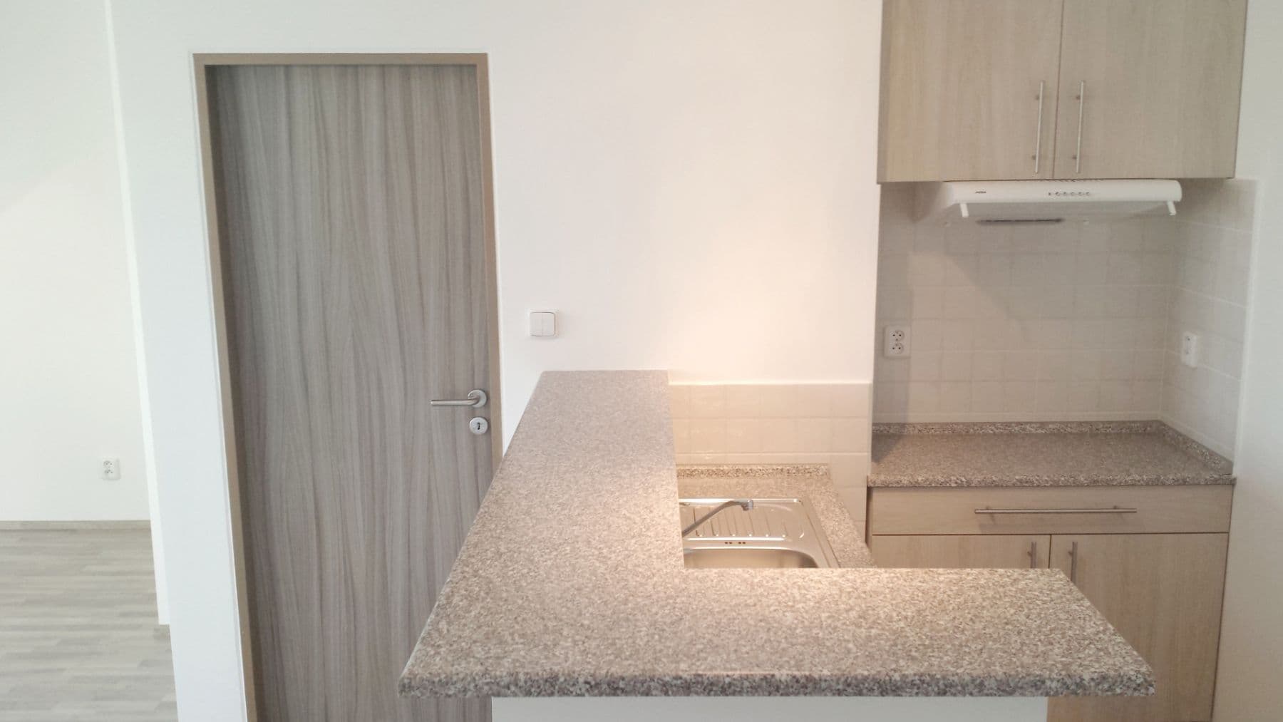 Studio flat to rent, 46 m², Zdařilá, Prague, Prague Studio flat to rent, 46 m², Zdařilá, Prague, Prague