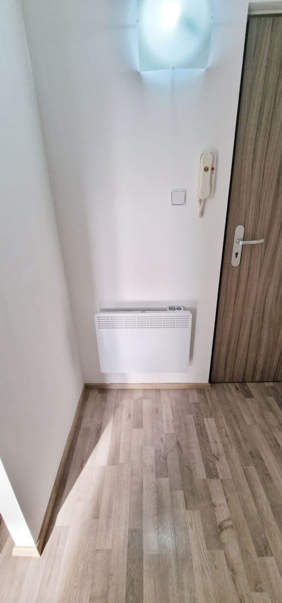 Studio flat to rent, 46 m², Zdařilá, Prague, Prague Studio flat to rent, 46 m², Zdařilá, Prague, Prague
