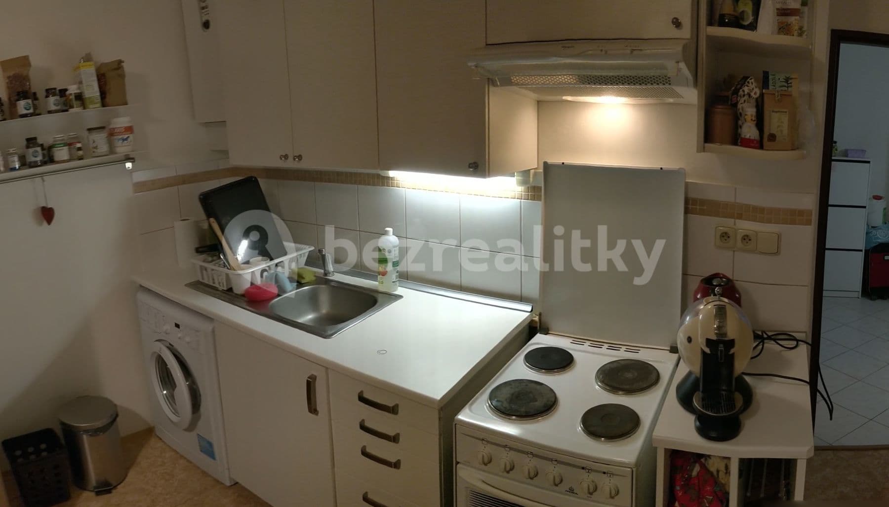 1 bedroom with open-plan kitchen flat to rent, 54 m², U Druhé baterie, Prague, Prague 1 bedroom with open-plan kitchen flat to rent, 54 m², U Druhé baterie, Prague, Prague
