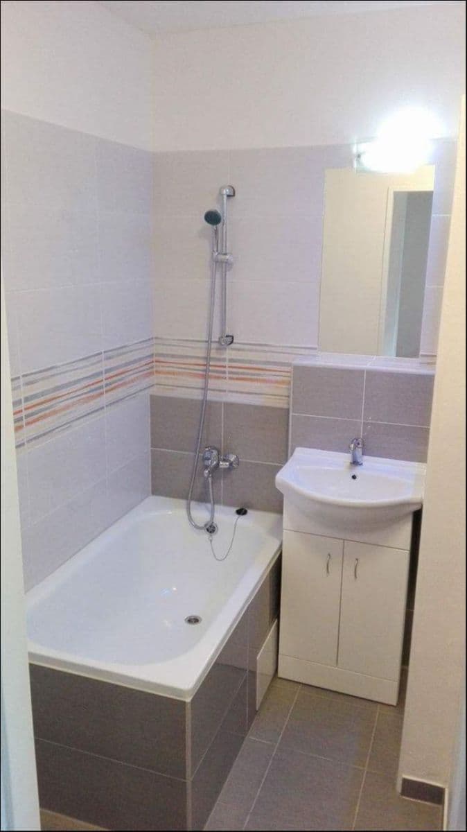 1 bedroom flat to rent, 46 m², Slavíkova, Ostrava, Moravskoslezský Region 1 bedroom flat to rent, 46 m², Slavíkova, Ostrava, Moravskoslezský Region