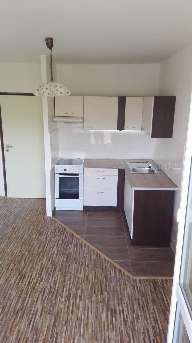 1 bedroom flat to rent, 46 m², Slavíkova, Ostrava, Moravskoslezský Region 1 bedroom flat to rent, 46 m², Slavíkova, Ostrava, Moravskoslezský Region