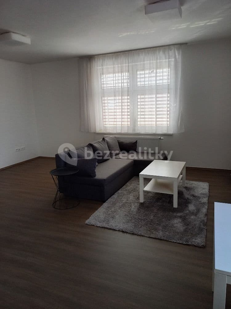 Studio flat to rent, 40 m², Kvítková, Zlín, Zlínský Region Studio flat to rent, 40 m², Kvítková, Zlín, Zlínský Region