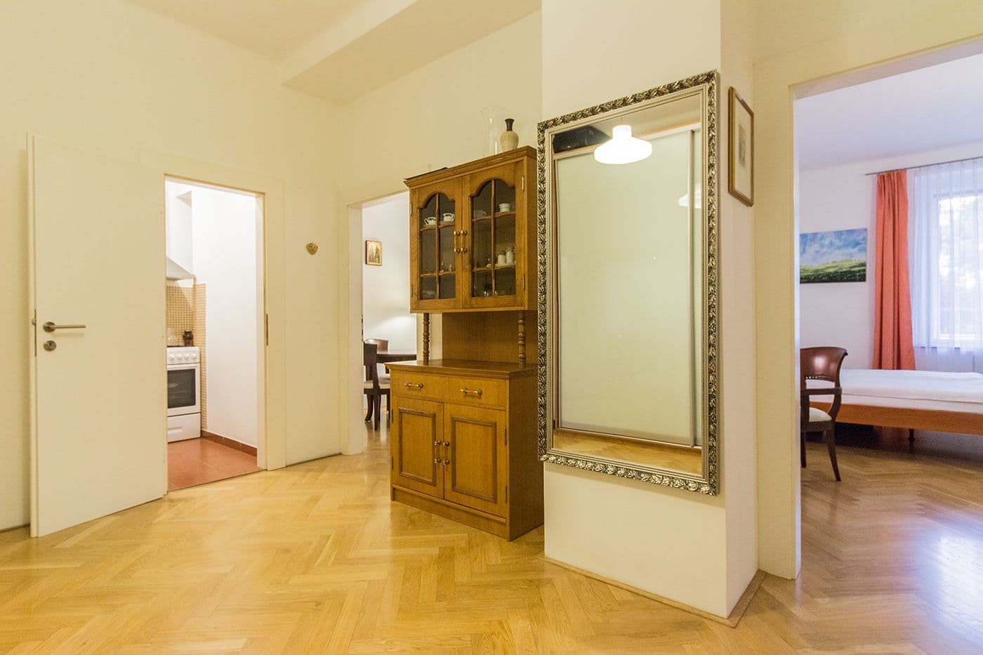 2 bedroom flat to rent, 72 m², Náměstí Jiřího z Lobkovic, Prague, Prague 2 bedroom flat to rent, 72 m², Náměstí Jiřího z Lobkovic, Prague, Prague