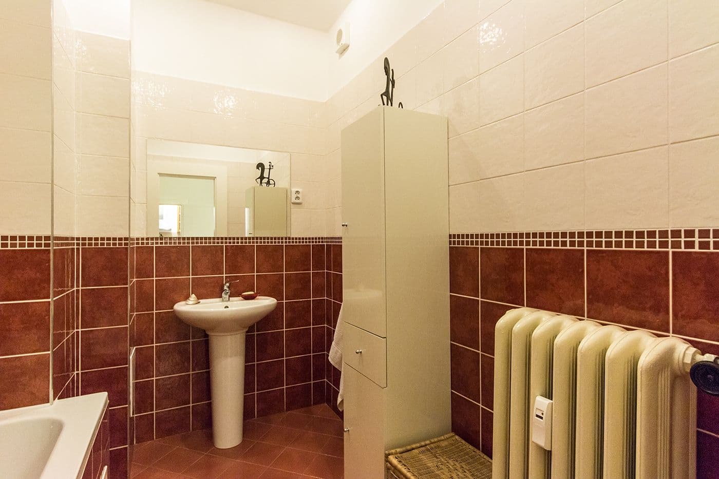 2 bedroom flat to rent, 72 m², Náměstí Jiřího z Lobkovic, Prague, Prague 2 bedroom flat to rent, 72 m², Náměstí Jiřího z Lobkovic, Prague, Prague