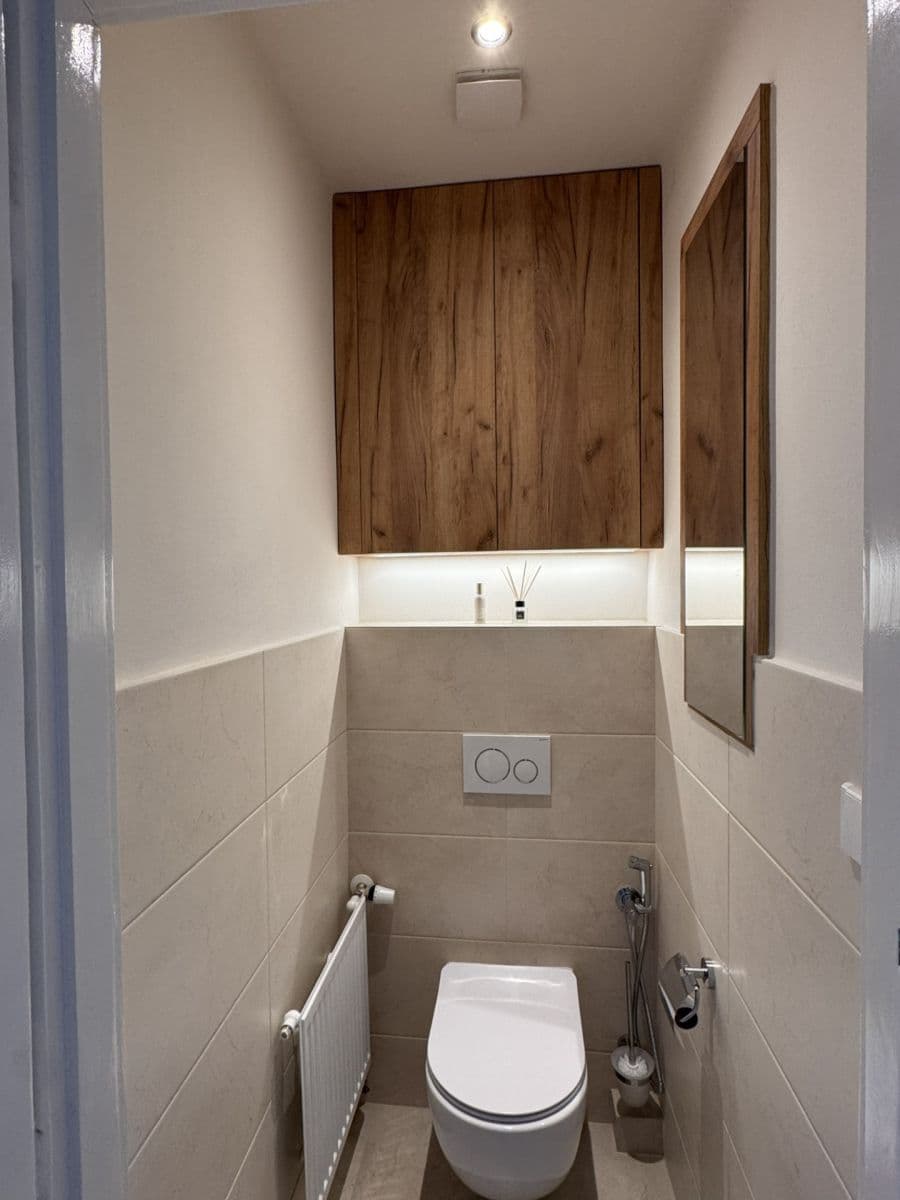 3 bedroom flat to rent, 125 m², náměstí Jiřího z Poděbrad, Prague, Prague 3 bedroom flat to rent, 125 m², náměstí Jiřího z Poděbrad, Prague, Prague