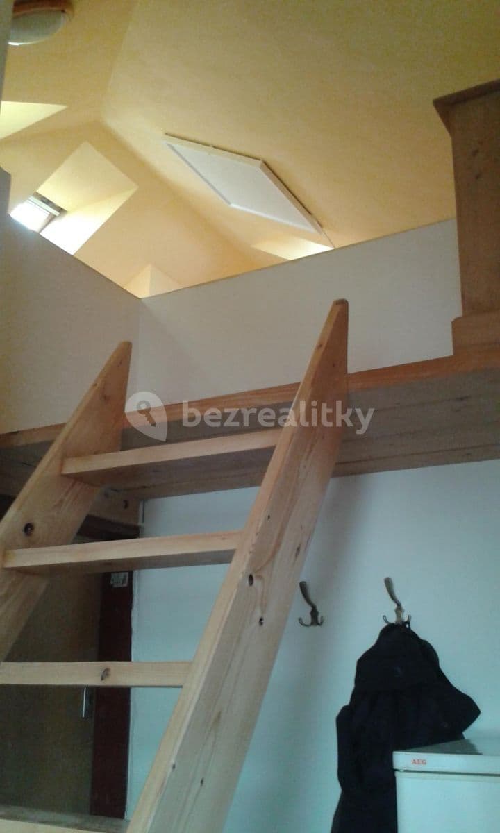 Studio flat to rent, 36 m², Dolnoměcholupská, Prague, Prague Studio flat to rent, 36 m², Dolnoměcholupská, Prague, Prague