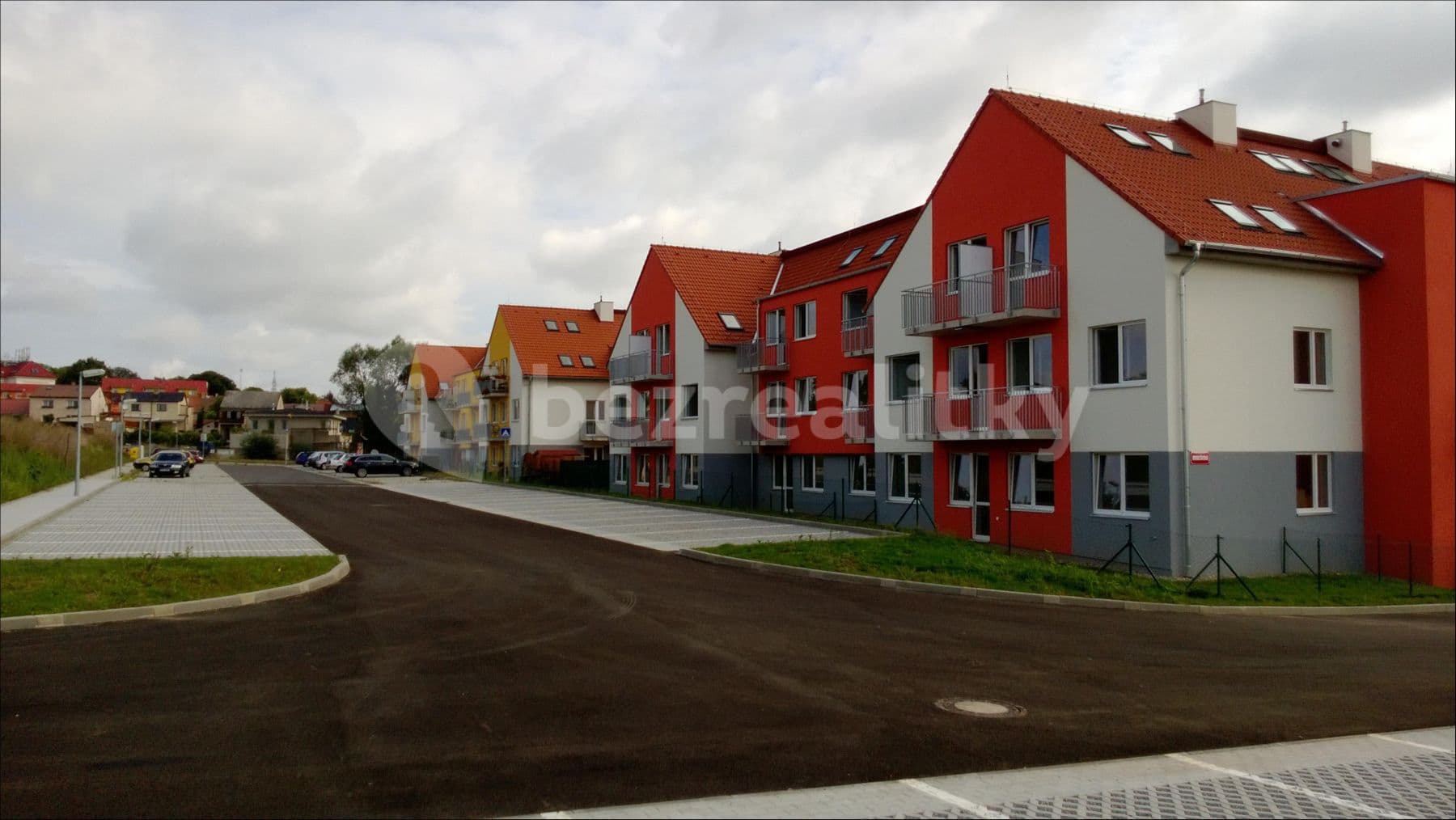 1 bedroom with open-plan kitchen flat to rent, 63 m², Mirešická, Jinočany, Středočeský Region 1 bedroom with open-plan kitchen flat to rent, 63 m², Mirešická, Jinočany, Středočeský Region