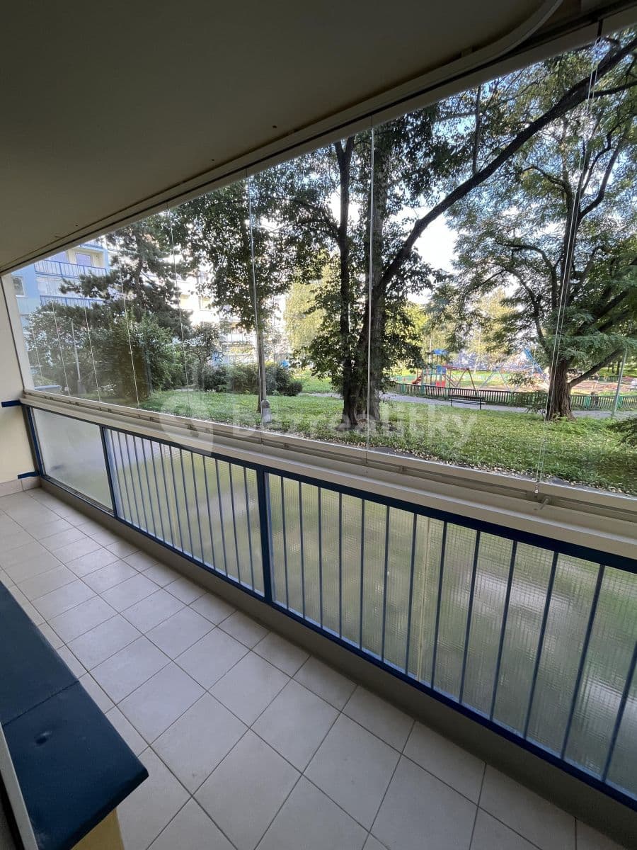 2 bedroom with open-plan kitchen flat to rent, 56 m², Borošova, Prague, Prague 2 bedroom with open-plan kitchen flat to rent, 56 m², Borošova, Prague, Prague