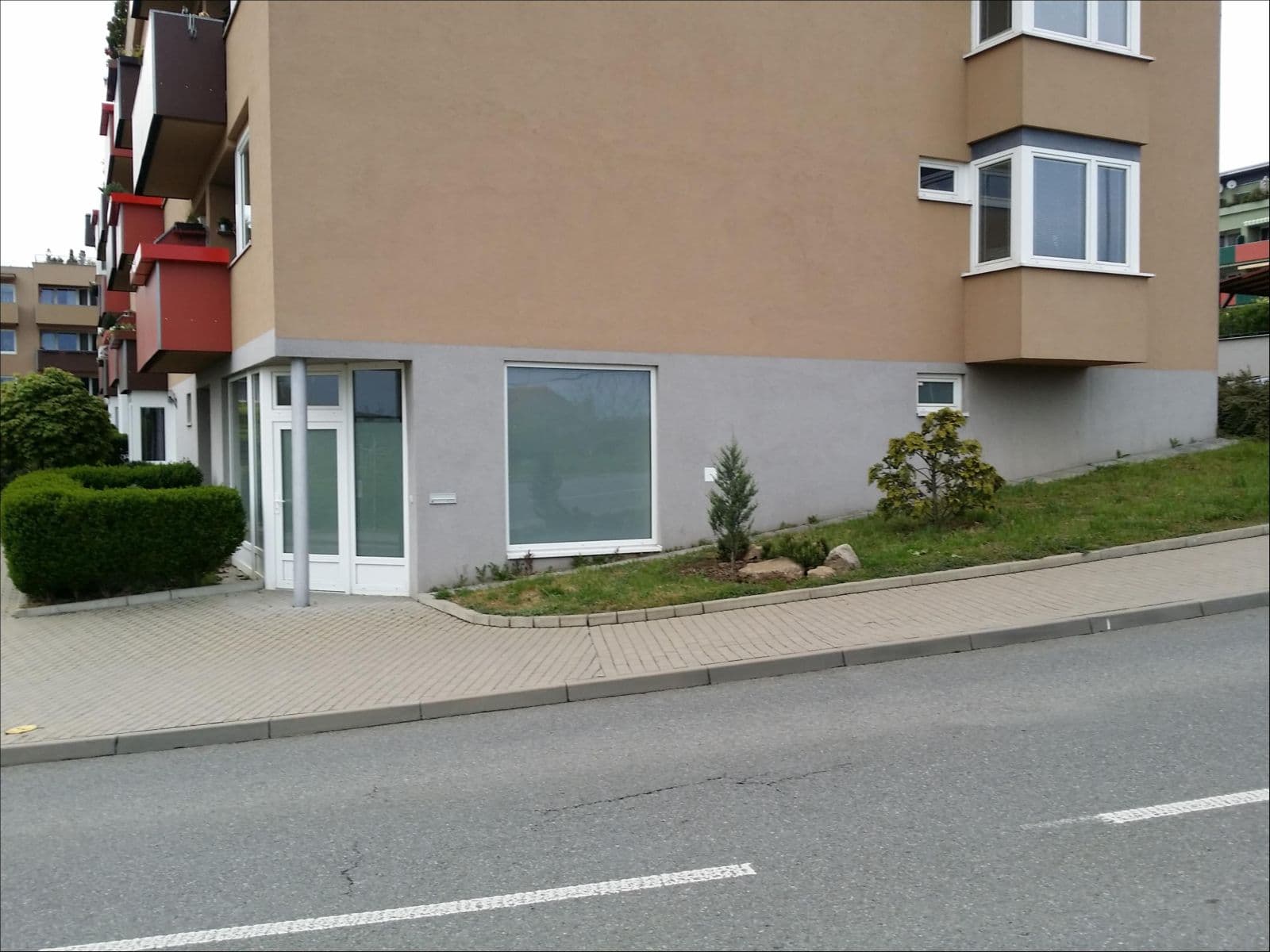 non-residential property to rent, 75 m², Hvozdecká, Brno, Jihomoravský Region non-residential property to rent, 75 m², Hvozdecká, Brno, Jihomoravský Region