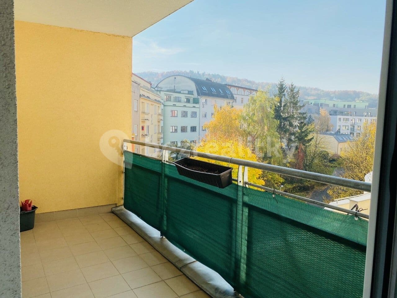 1 bedroom with open-plan kitchen flat to rent, 56 m², Plzeňská, Prague, Prague 1 bedroom with open-plan kitchen flat to rent, 56 m², Plzeňská, Prague, Prague