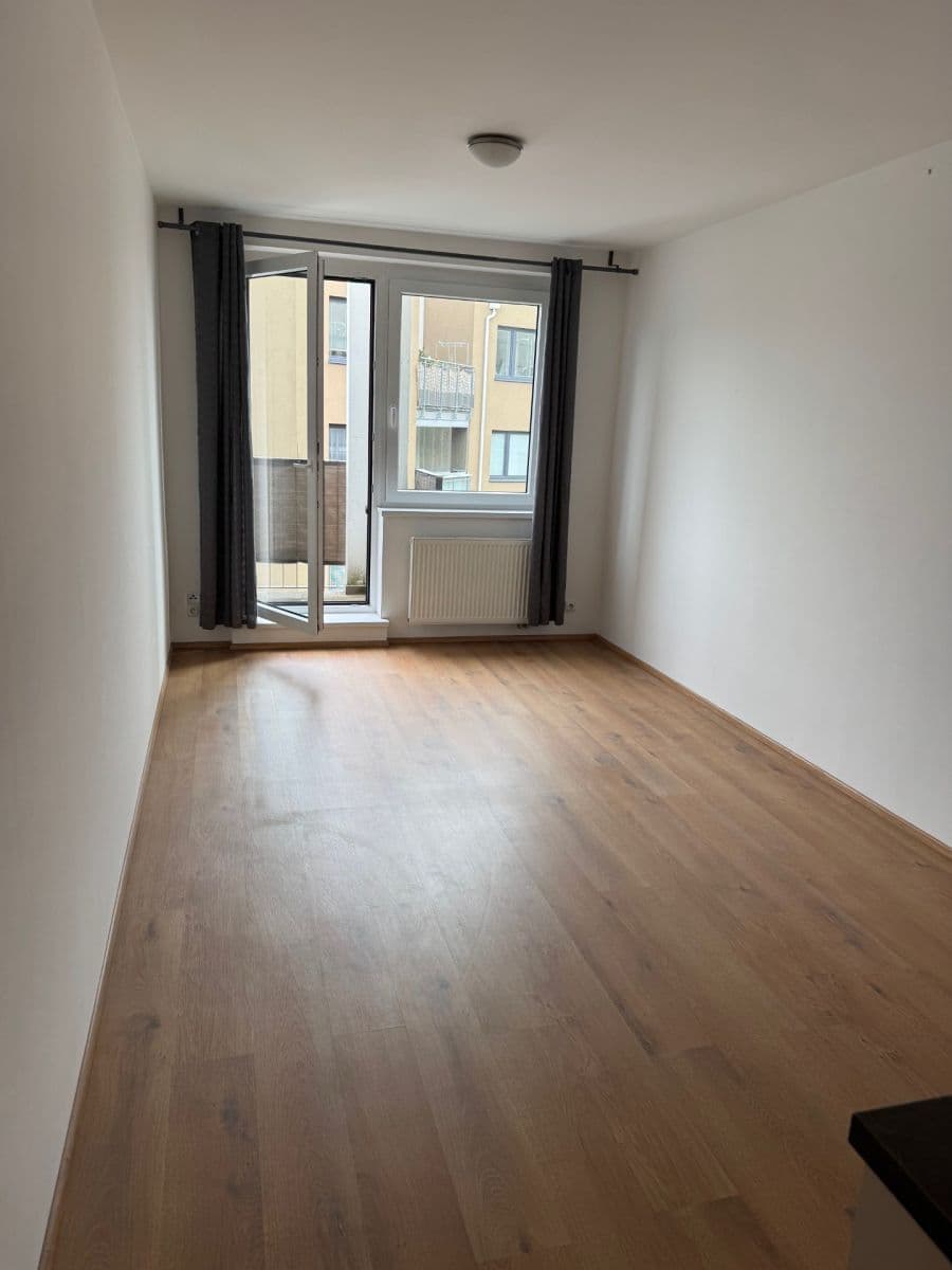 Studio flat to rent, 28 m², Zakšínská, Prague, Prague Studio flat to rent, 28 m², Zakšínská, Prague, Prague