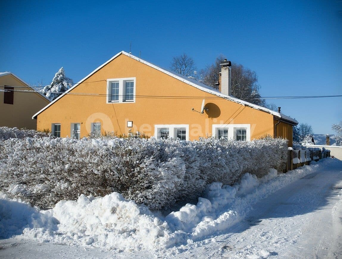 4 bedroom flat to rent, 200 m², Záboří, Jihočeský Region 4 bedroom flat to rent, 200 m², Záboří, Jihočeský Region